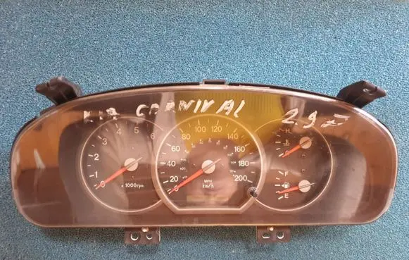 KIA Carnival Speedometer (instrument cluster) L2A0K52A55430 20040825
