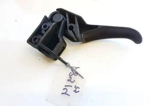 Skoda Superb B5 (3U) Engine bonnet (hood) release handle 3b1823533