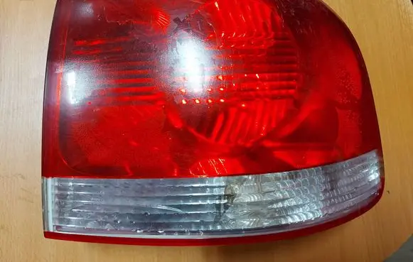 Volkswagen Touareg I Rear/tail lights 7L6945096K