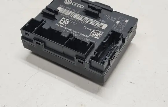 Audi A4 S4 B8 8K Door control unit/module 8K0949792H 8K0959792D