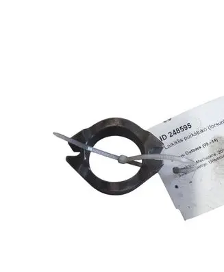 Subaru Outback Fuel Injector clamp holder 