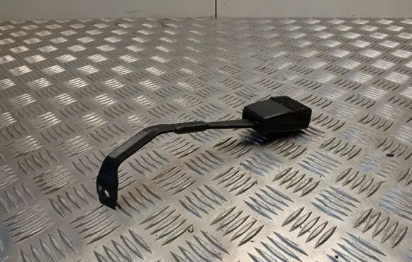 Audi A3 S3 8P Front seatbelt buckle 8P0857755B