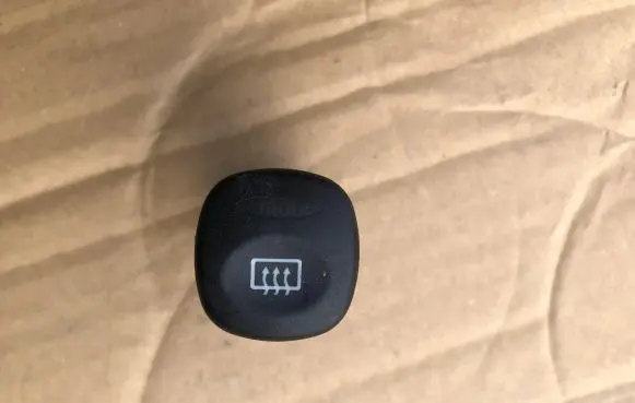 Ford Fiesta Windscreen/window heater switch