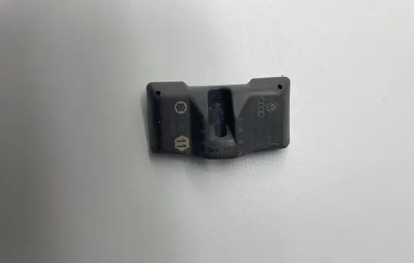 Audi Q7 4L Tire pressure sensor 7l0907275