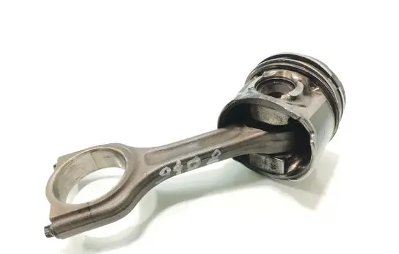 Citroen C4 I Piston with connecting rod 