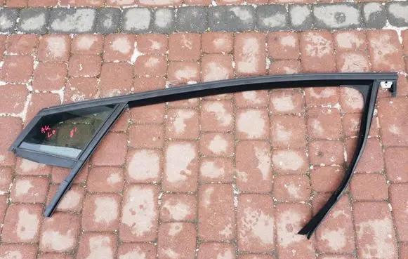 Opel Astra K Sliding door window/glass 