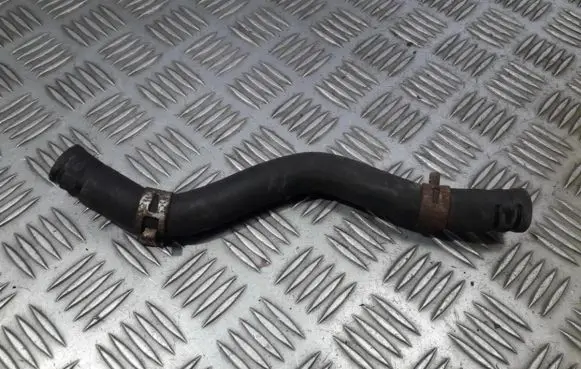 Toyota Auris 150 Engine coolant pipe/hose