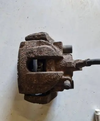 Volvo S60 Rear brake caliper