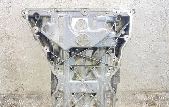 Mercedes-Benz E W212 Oil sump A6510140200