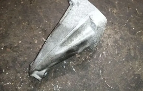 Mercedes-Benz CLC CL203 Engine mounting bracket A6112230804