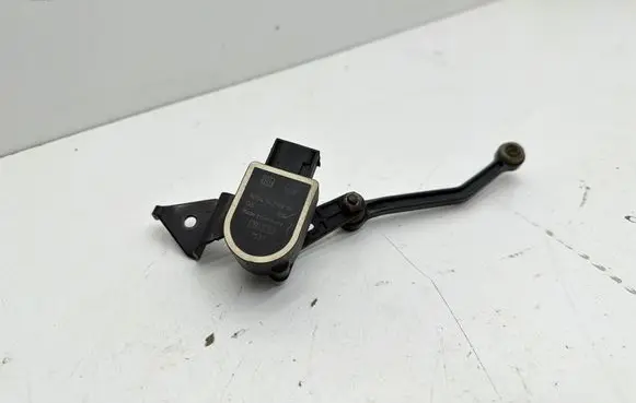 Mercedes-Benz GLE (W166 - C292) Rear air suspension level height sensor A0045429918