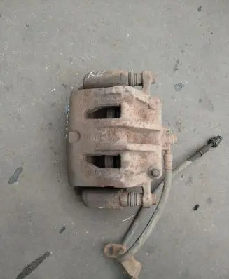 Hyundai Santa Fe Front brake caliper