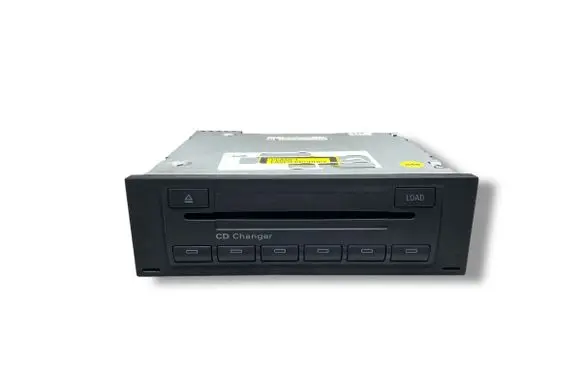 Audi A4 S4 B7 8E 8H CD/DVD changer 8E0035111D