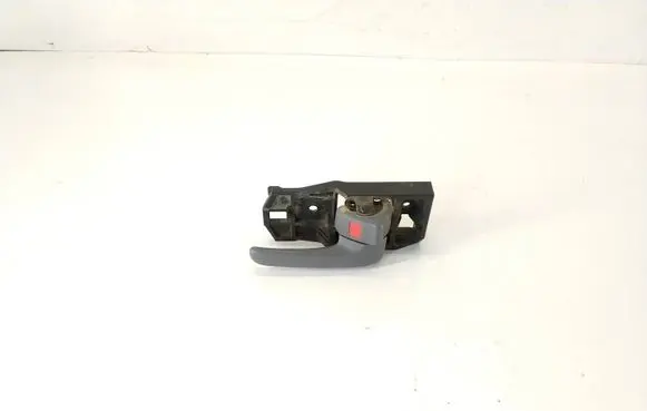Toyota RAV 4 (XA20) Front door interior handle