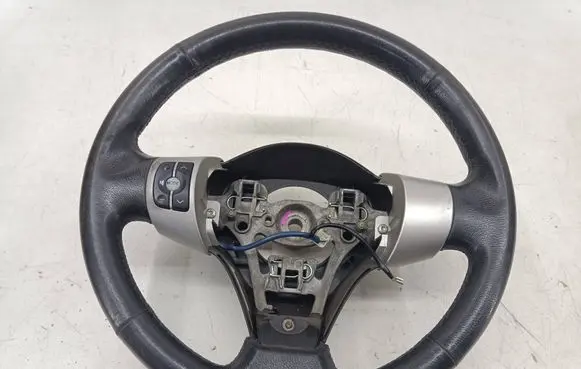 Toyota Yaris Steering wheel 305460899FKA