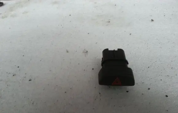 Ford Focus Hazard light switch