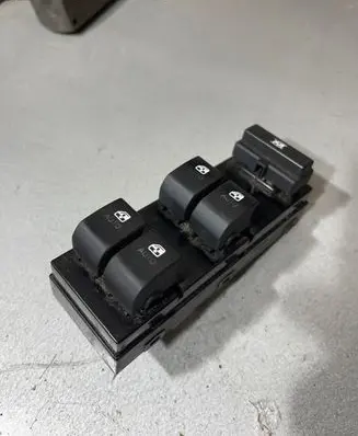 KIA Ceed Electric window control switch 935701H120 3694901000 HY2DALK1A