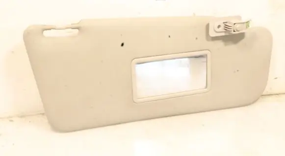 Sun visor clip/hook/bracket