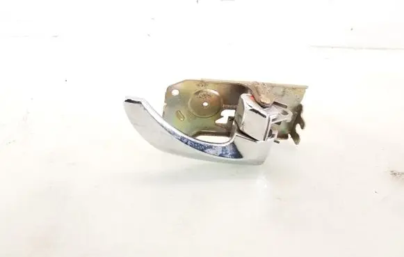 KIA Sorento Front door interior handle