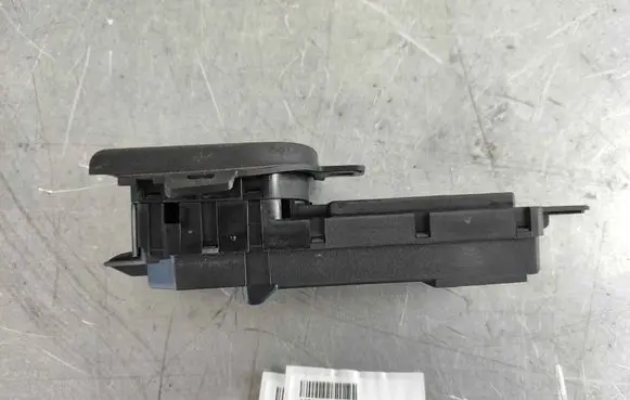 Maserati Quattroporte Electric window control switch 237042