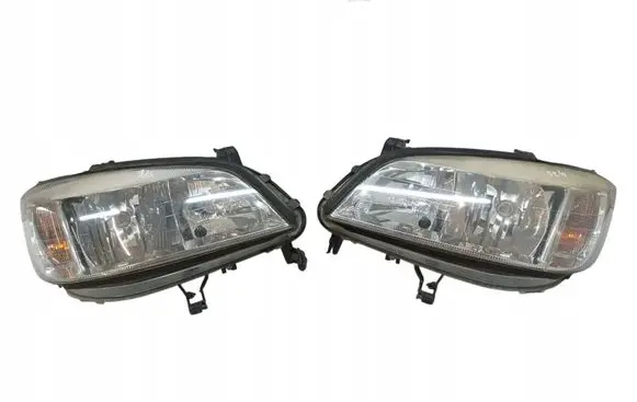 Opel Zafira A Headlights/headlamps set 