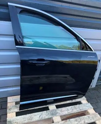 Ford Kuga III Front door