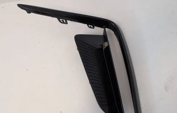 MG MG4 ev Front bumper lower grill 10977789