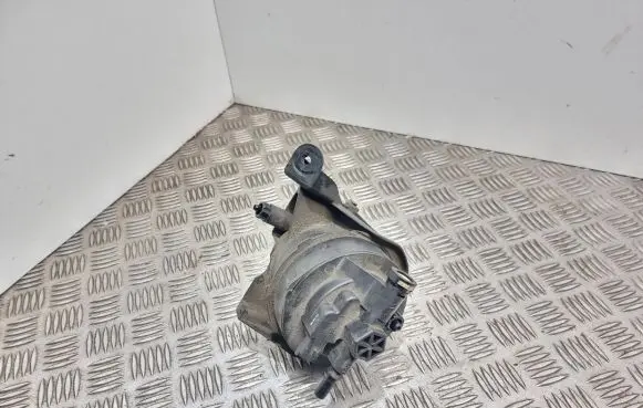 Peugeot 407 Fuel filter housing 9645928180