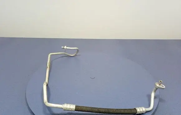 Dacia Duster Air conditioning (A/C) pipe/hose 924400143R