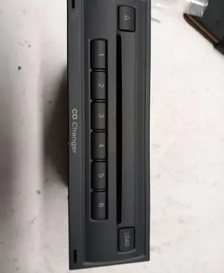 Audi A6 S6 C6 4F CD/DVD changer 4F0035110A 4F0035110