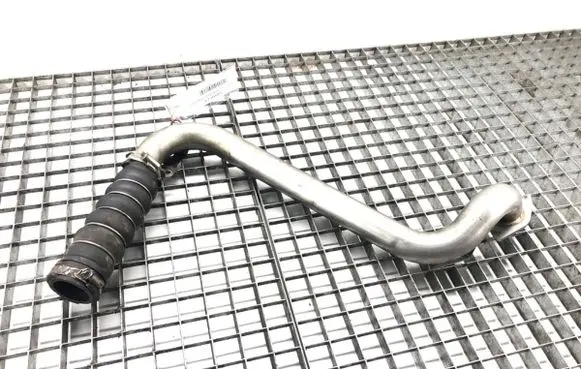 Air intake hose/pipe