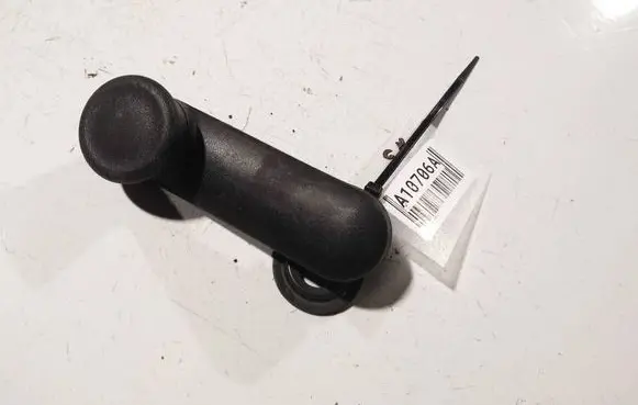 Opel Astra H Front door window winding handle 90247150