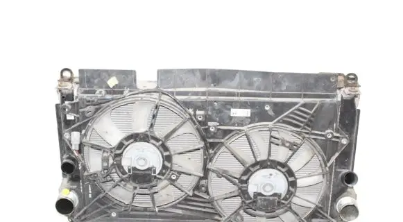 Toyota Avensis T270 Radiator set 160400X041