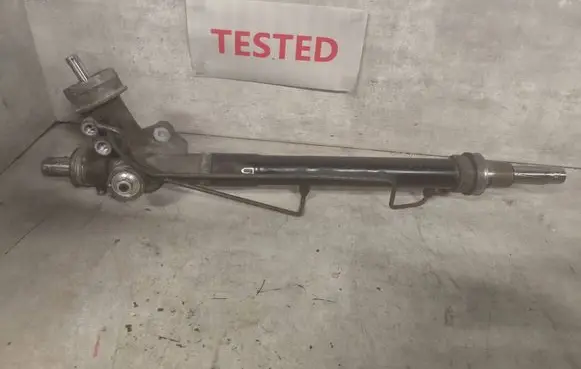 Volkswagen PASSAT B5 Steering rack 030642