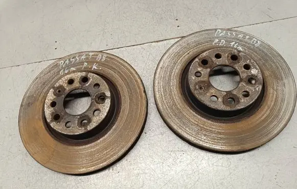 Volkswagen PASSAT B8 Front brake disc
