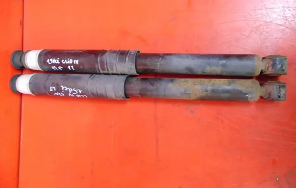 Renault Clio IV Rear shock absorber/damper