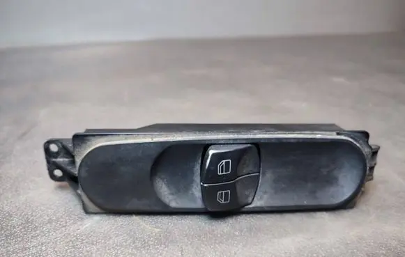 Mercedes-Benz Sprinter W906 Electric window control switch A9065451513