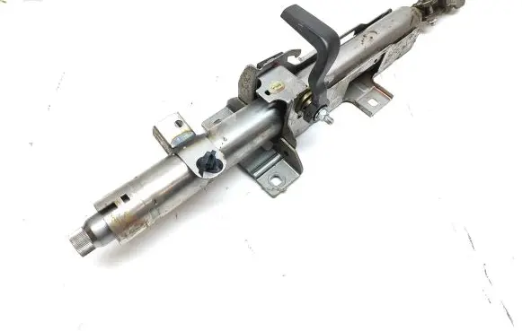 Nissan NV400 Steering wheel axle