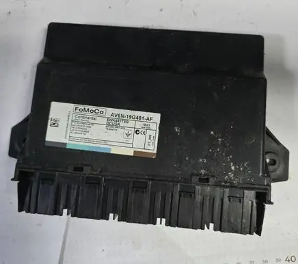 Ford Focus Comfort/convenience module AV6N19G481AF 5WK49778G