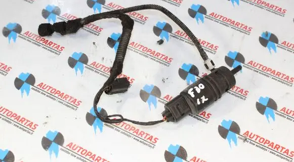 BMW 3 F30 F35 F31 Windscreen/windshield washer pump 7302589