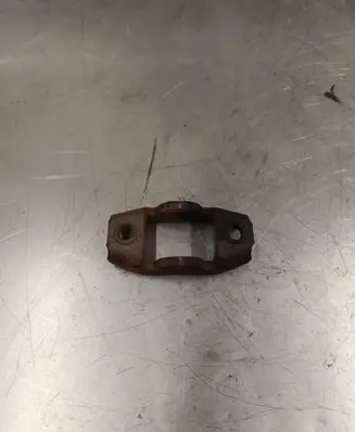 Mitsubishi Outlander Fuel Injector clamp holder