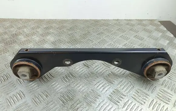Mitsubishi Outlander IV Rear differential mounting bracket