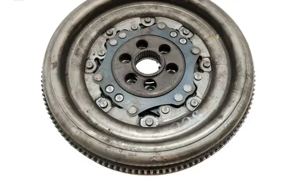 Skoda Octavia Mk2 (1Z) Dual mass flywheel