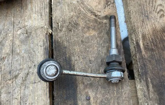 Front anti-roll bar/stabilizer link