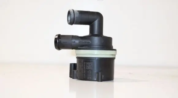 Volkswagen PASSAT B7 Electric auxiliary coolant/water pump 5N0965561A