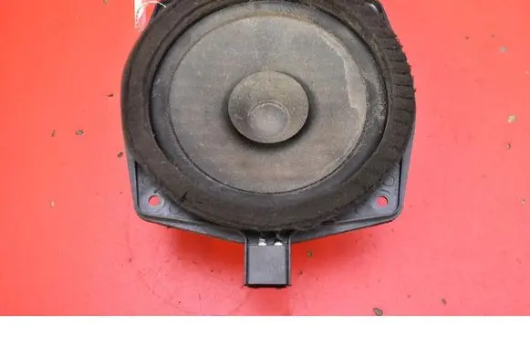 Hyundai Tucson JM Subwoofer speaker 96330-2E000