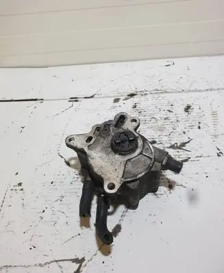 Volkswagen Touran I Vacuum pump 03G145209 180504A