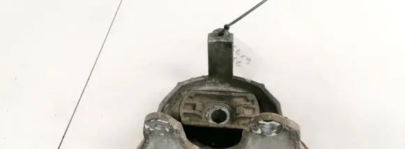 Fiat Doblo Engine mount bracket