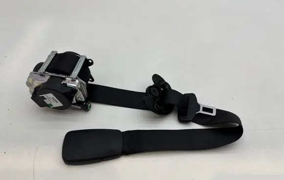 BMW 2 F45 Front seatbelt 7313304