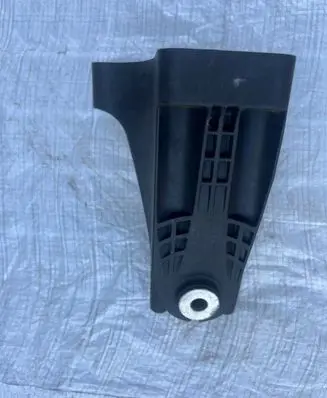 Mercedes-Benz GLE AMG (W166 - C292) Engine mounting bracket A6422234604